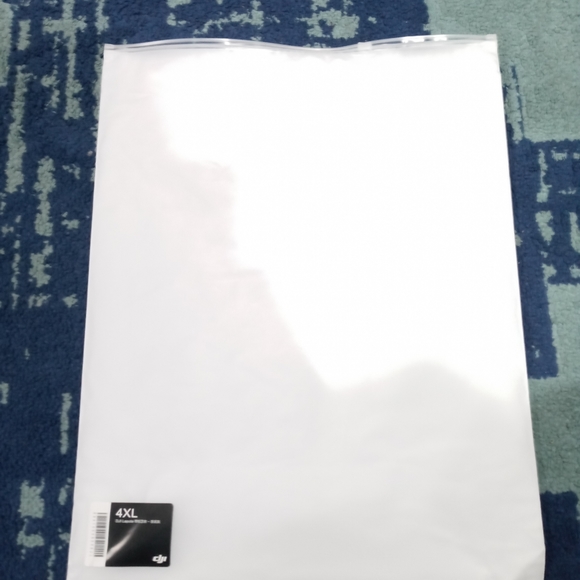 DJI. CARDIGAN SWEATER - Picture 4 of 4